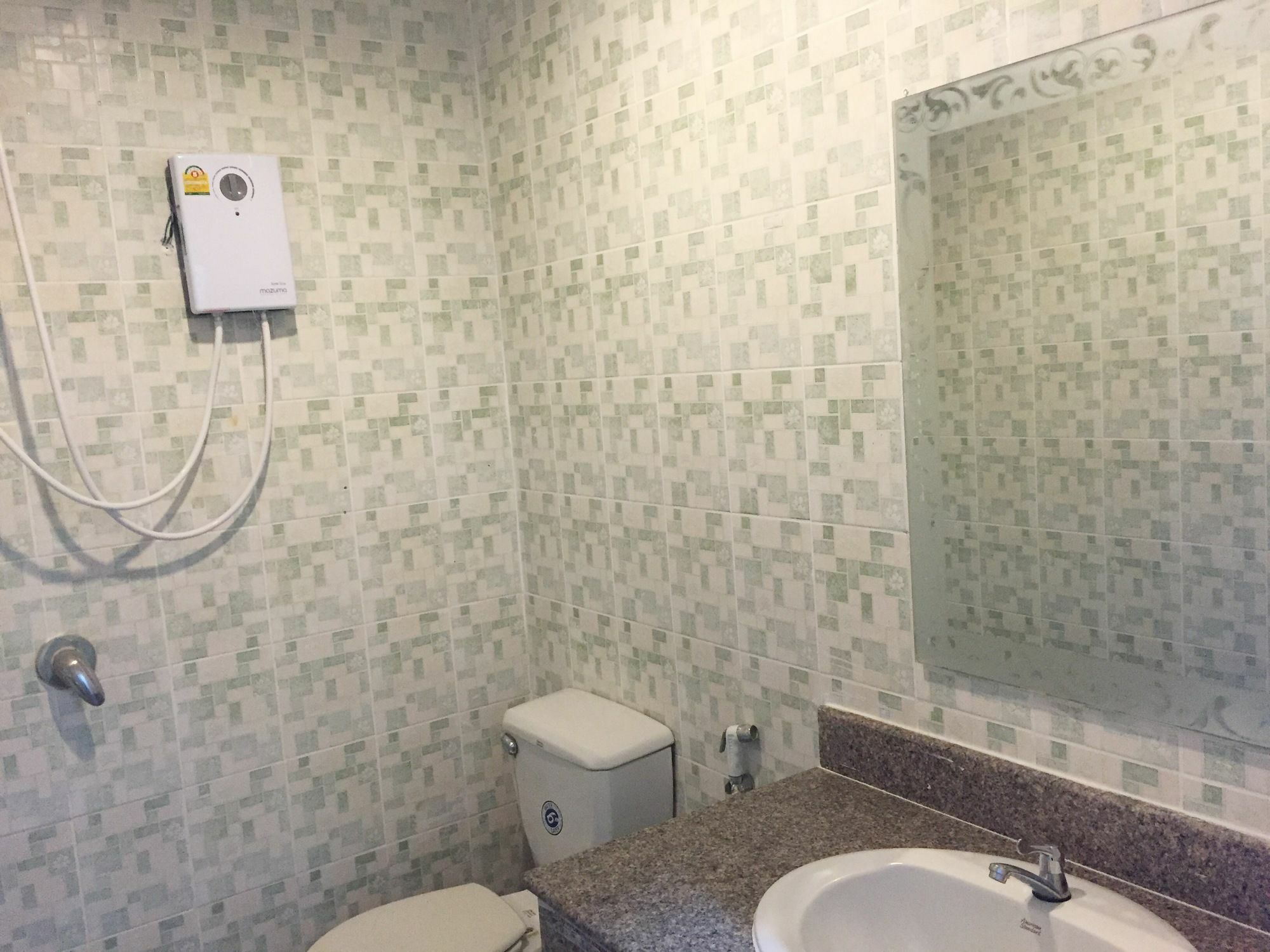 Phi Phi K House Hotel Buitenkant foto